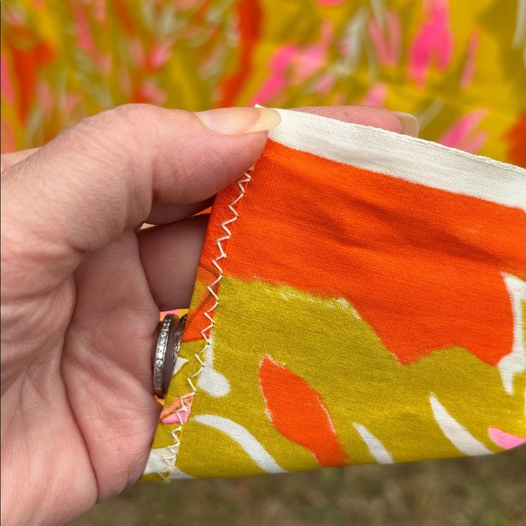 Vintage Fabric- 1960s ‘70s Boho Hippie Bright Colors Leaf Pattern Sewing Crafts - Picture 5 of 10